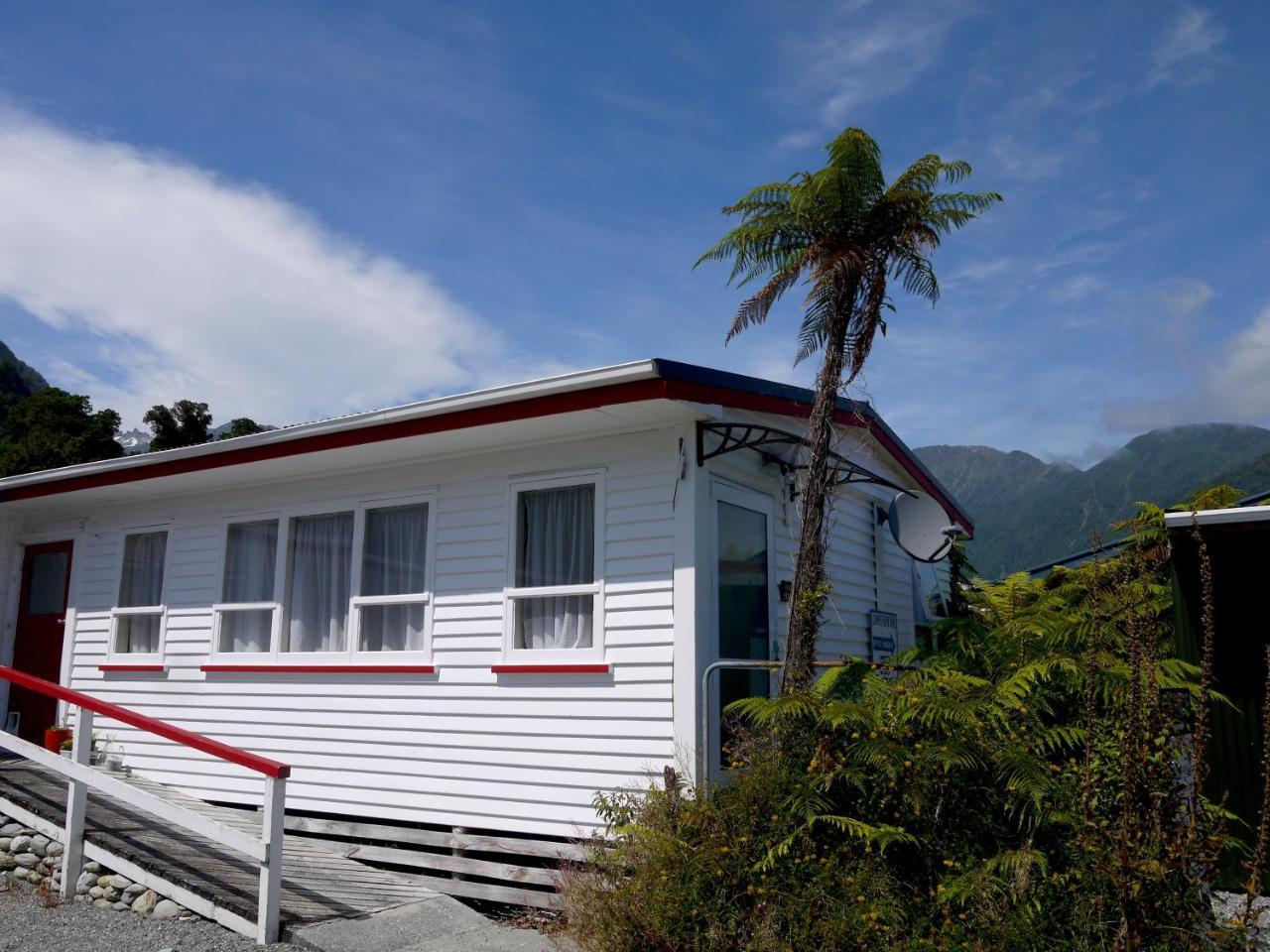 Central Franz Josef Cabins And Flats Zewnętrze zdjęcie